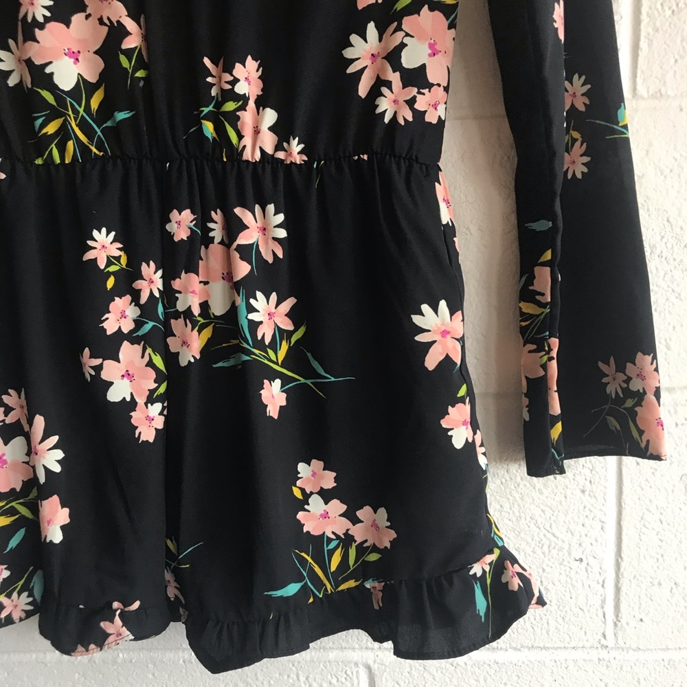 Urban Outfitters | Black Floral Boho Romper S - Picture 4 of 8